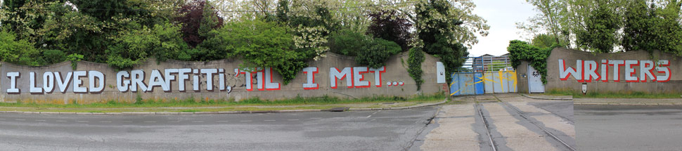 text-message | bordeaux