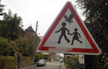 jinks | roadsign | bird | angers | france (6 votes)