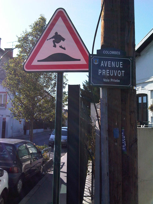 jinks | roadsign | skate | france