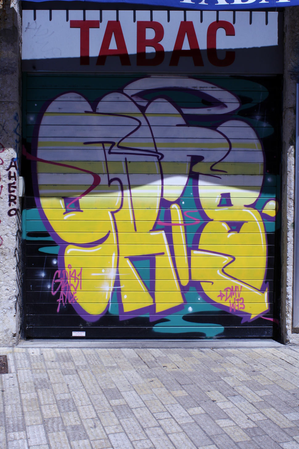 gris1 | shutters | lyon | france
