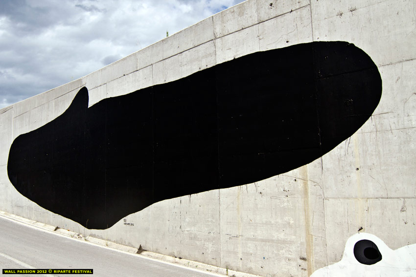 108 | black | fabriano | italy