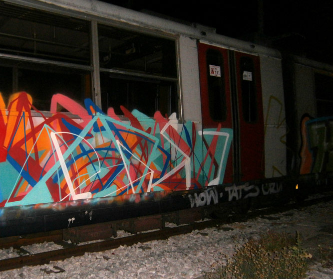 kenor | train | napoli | italy