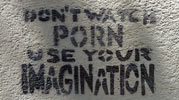 stencil | text-message | palermo | italy (18 votes)