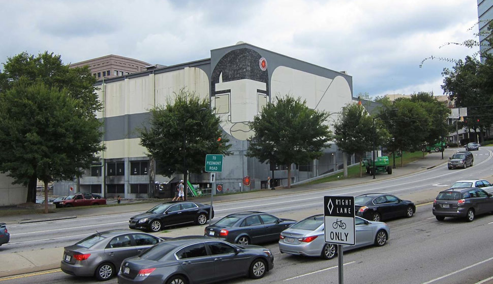 tika | big | atlanta | usa | north-america