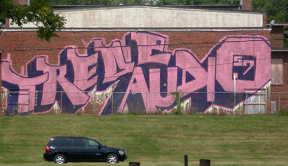 audio57 | trede | usa | pink | north-america