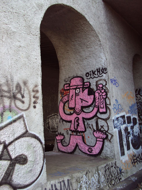 felto | dog | pink | poland