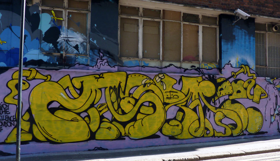 horfe | yellow | london | ukingdom