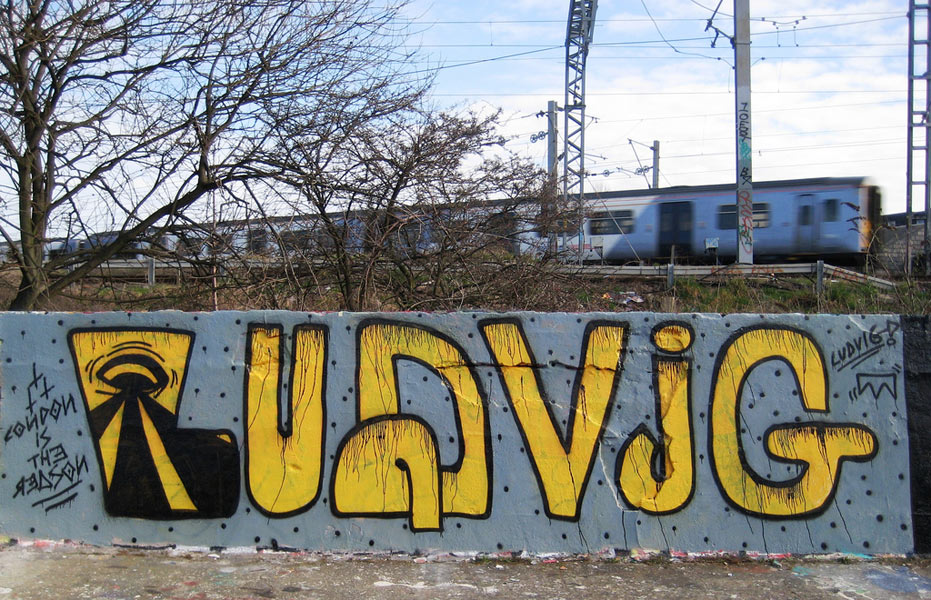 ludvig1 | yellow | london | ukingdom