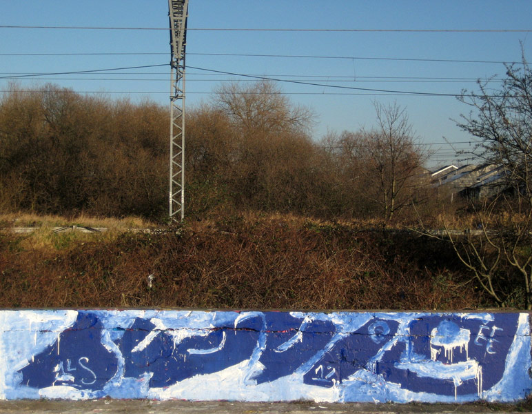 ludvig1 | blue | london | ukingdom