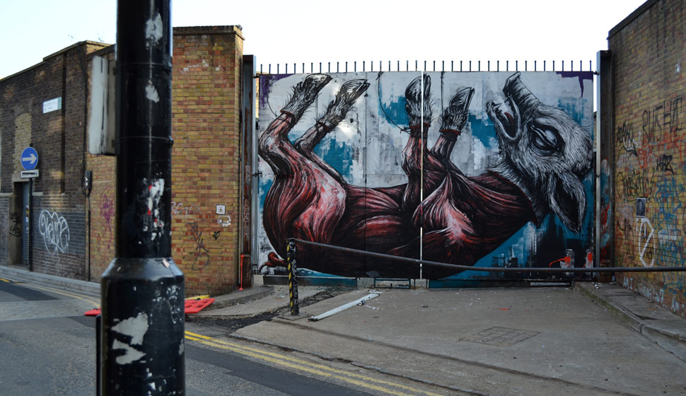 roa | pig | london | ukingdom