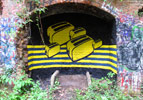 toaster | yellow | london | ukingdom (31 votes)