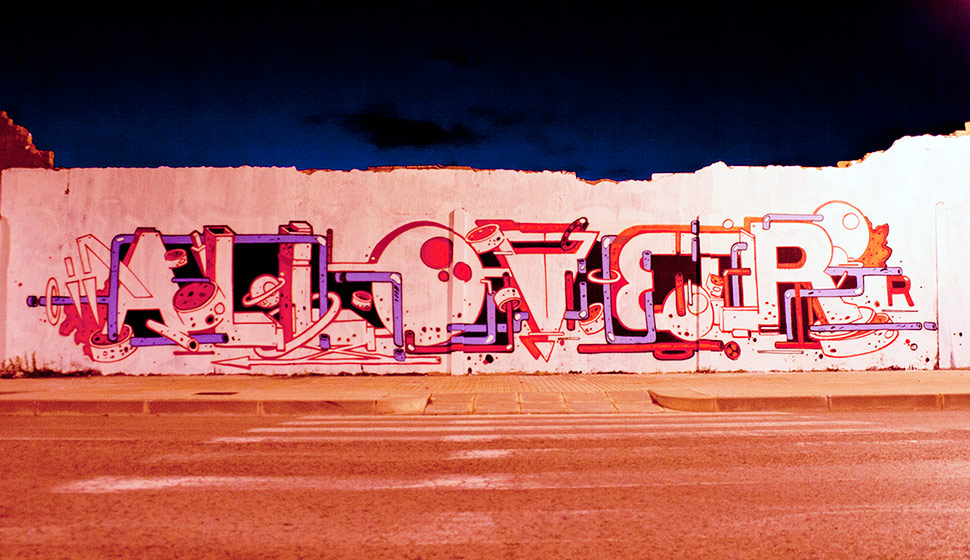 foham-fonezs | night | barcelona