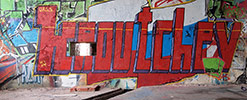 kroutchev | red | bordeaux (9 votes)