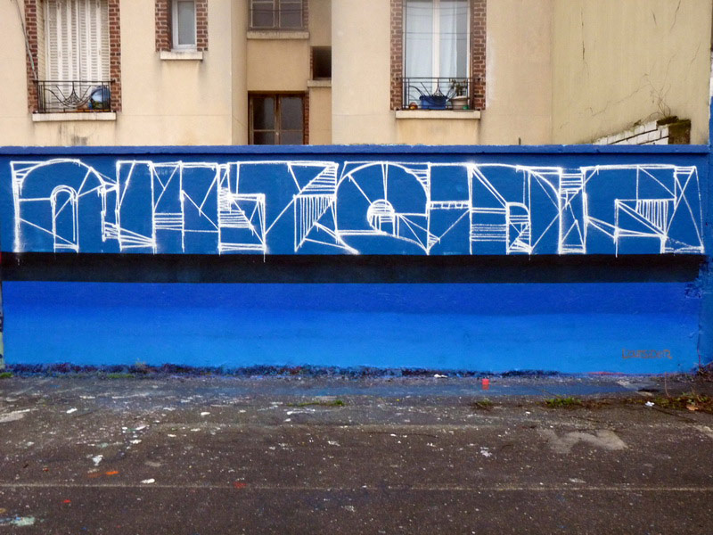 outsider | blue | paris