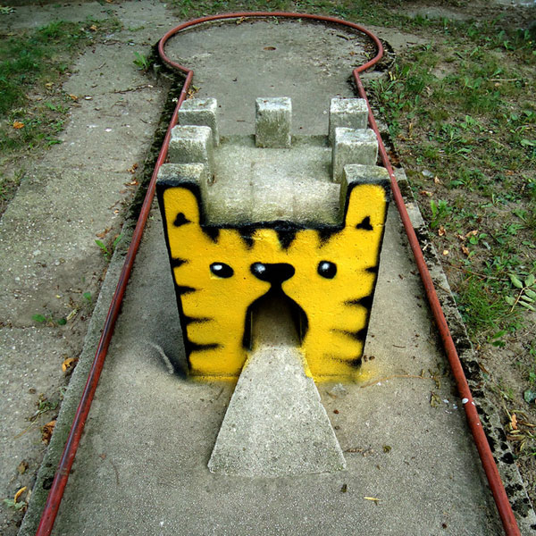 lunar | yellow | cat | zagreb | croatia | balkans