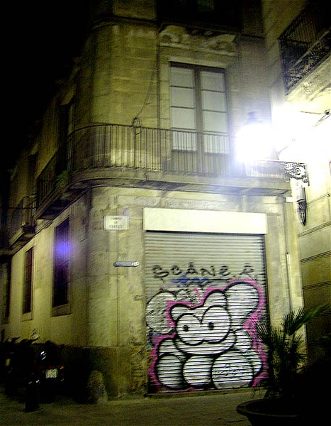 sqon | night | shutters | barcelona