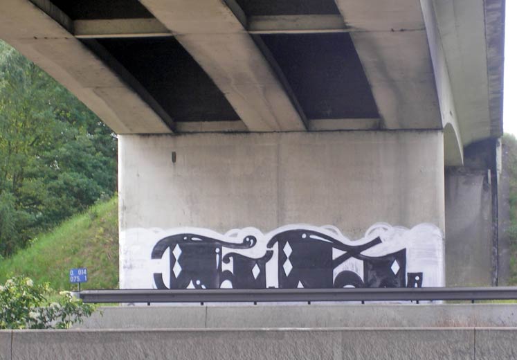 g-b | wesl | desk | pest | bridge | belgium