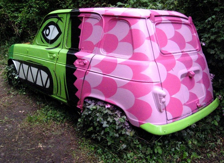 derik | car | ariege | france