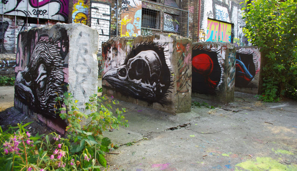 roa | bird | berlin | germany