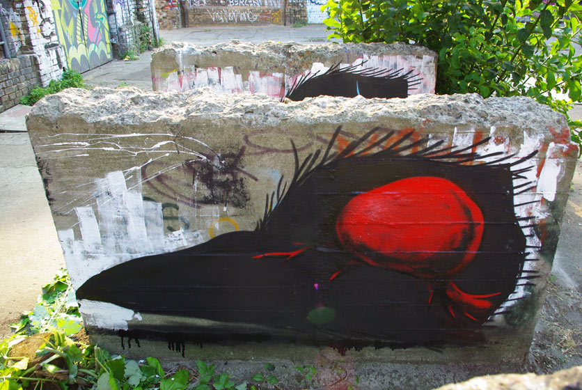 roa | bird | berlin | germany