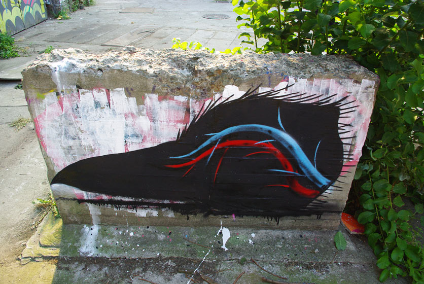 roa | bird | berlin | germany
