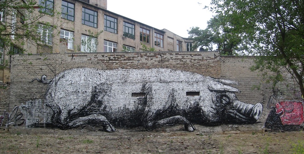 roa | pig | berlin | germany
