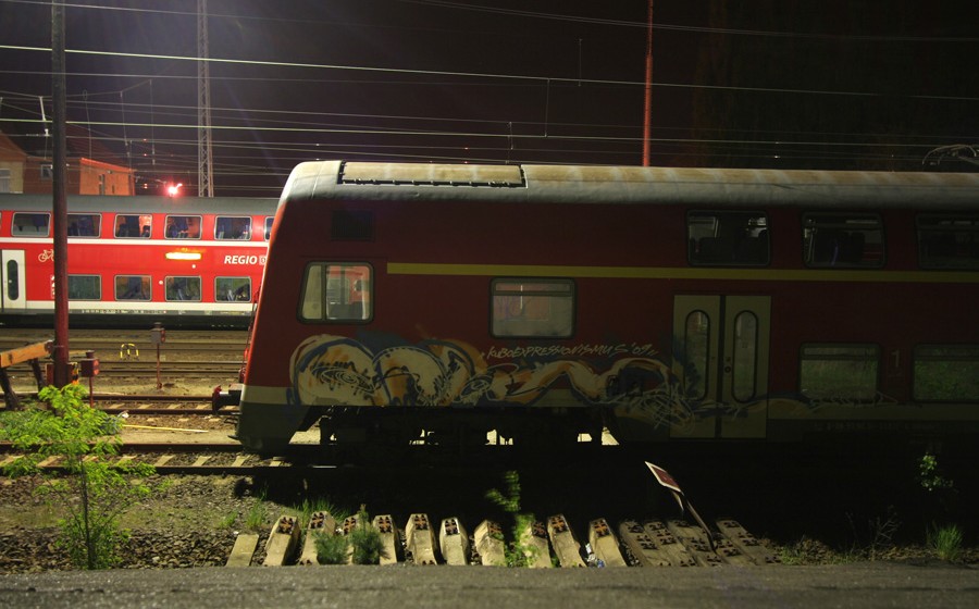 shlomo | night | train | germany