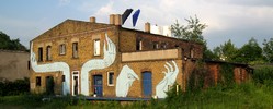 bera | hand | leipzig | germany (19 votes)