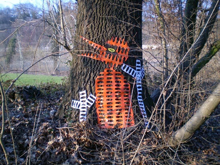 elfo | tree | bird | italy