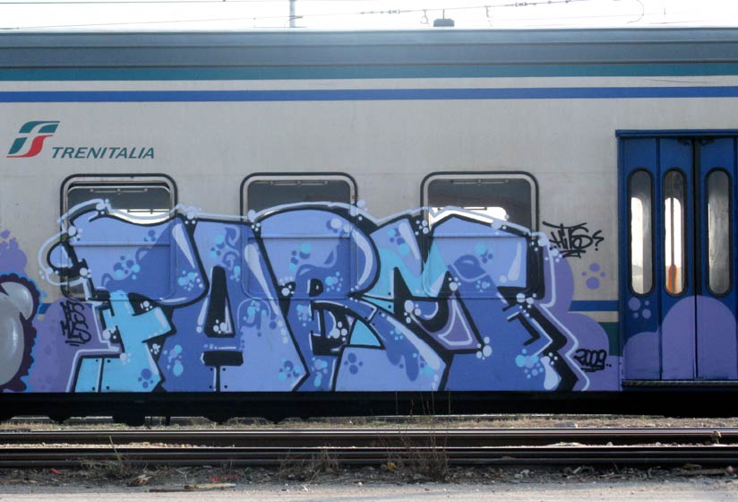 farm | hits | train | torino | italy