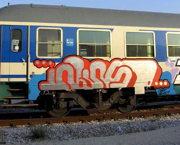 giango | wons | train | italy