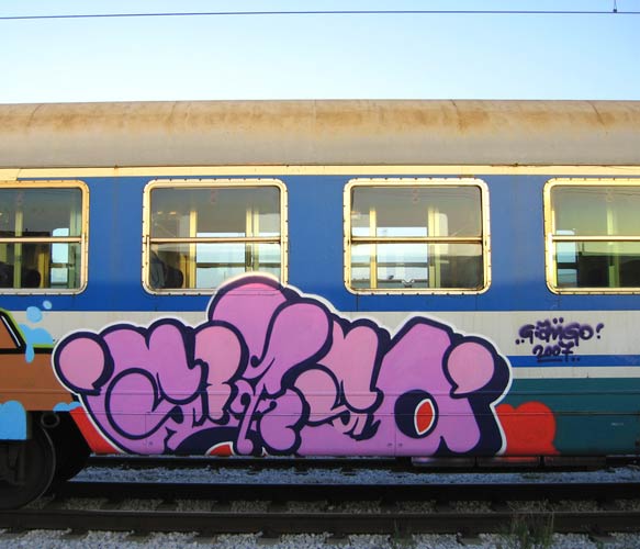 giango | wons | train | purple | italy