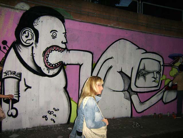 knore | koes | animalkorps | modena | girl | italy