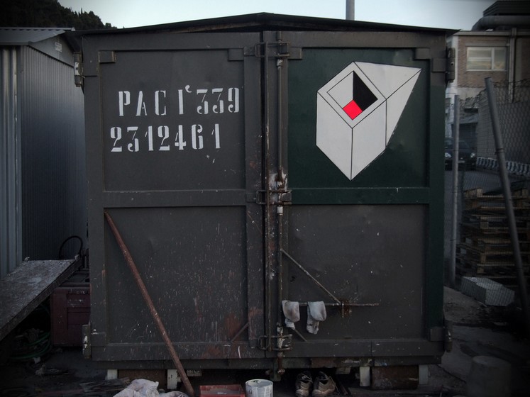 moneyless | ancona | italy | geometry