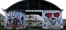 tilf | black-wan | 107 | milano (4 votes)