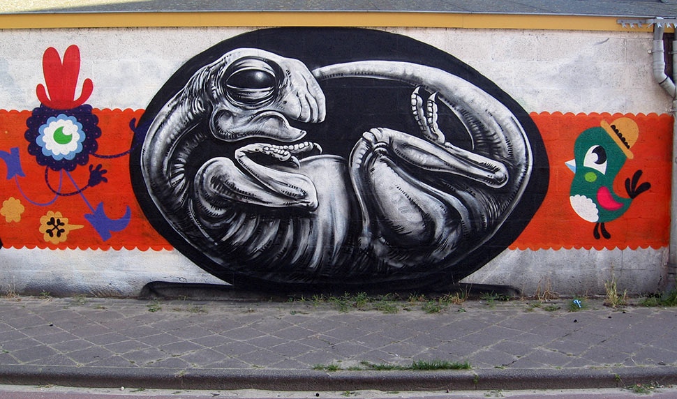 rue | roa | dinosaur | amsterdam | netherlands