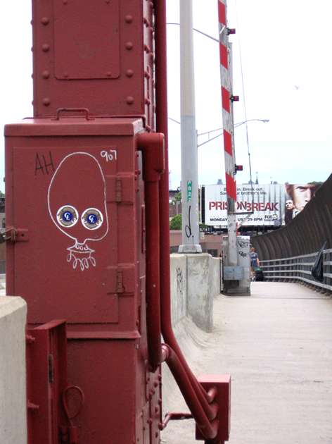 ufo | greenpoint | nyc