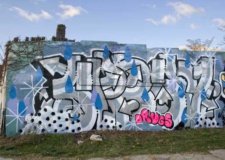 spray | drugs | nyc