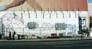 obey | the | giant | nyc (4 votes)