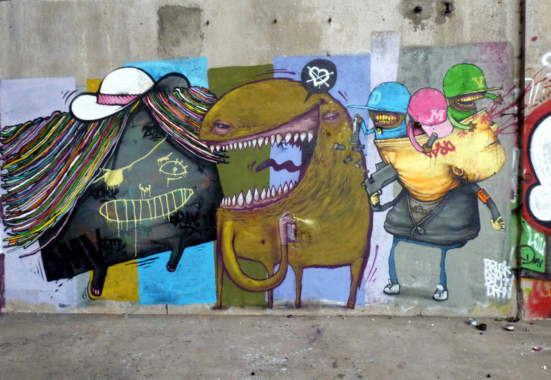 brusk | bom-k | dran | paris