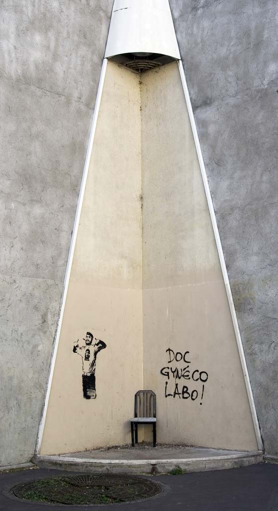 dolk | paris | stencil