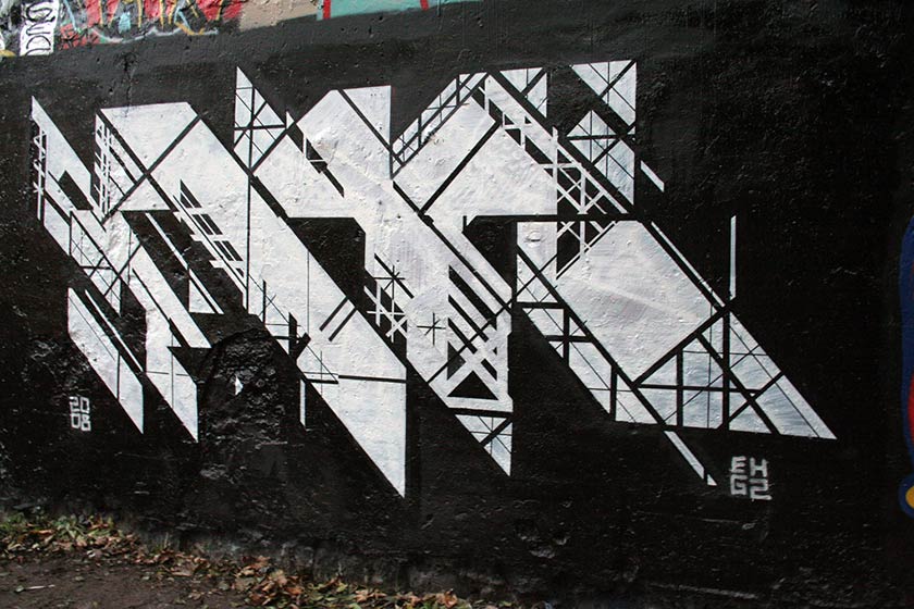 graphic-surgery | geometry | black | paris