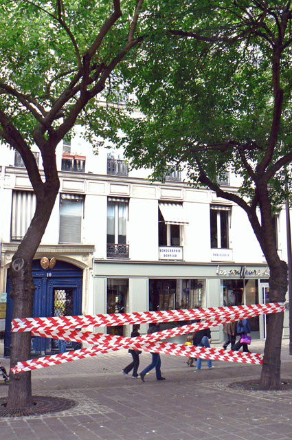 lignesrouges | tree | paris