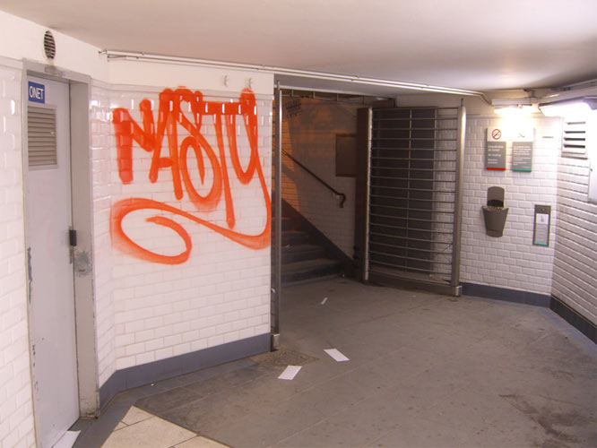 nasty | aec | tags | orange | paris