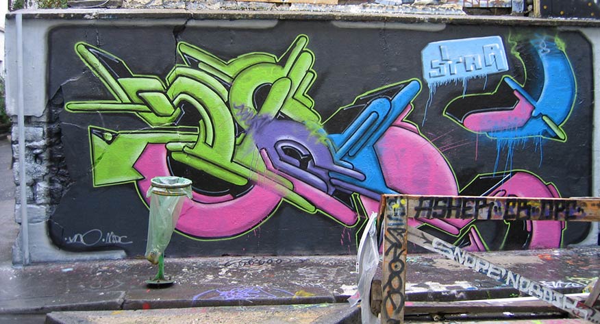 uno | star | paris