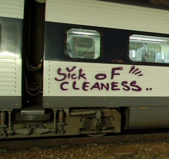 shlomo | night | train | text-message | copenhagen | denmark | scandinavia