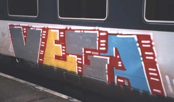 vega | akrew | train-bordeaux