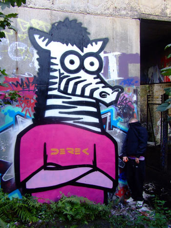 derek | pink | ukingdom