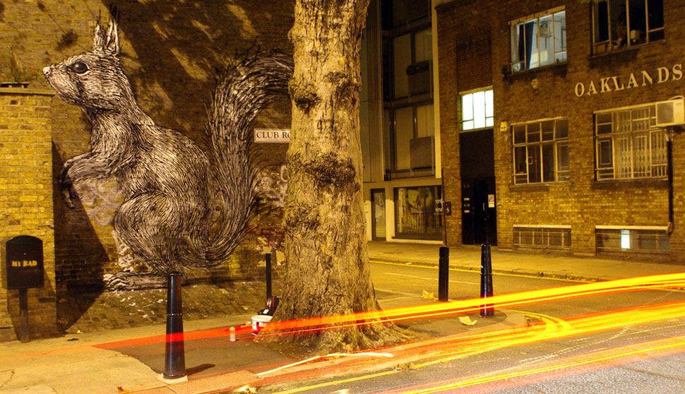 roa | night | london | ukingdom