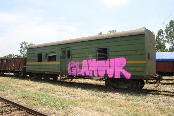 anotherbrixia | filippo-minelli | hanoi | vietnam | pink | train | asia